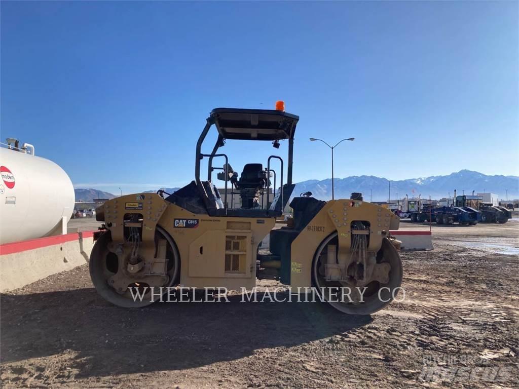 CAT CB15 Tandem Valser