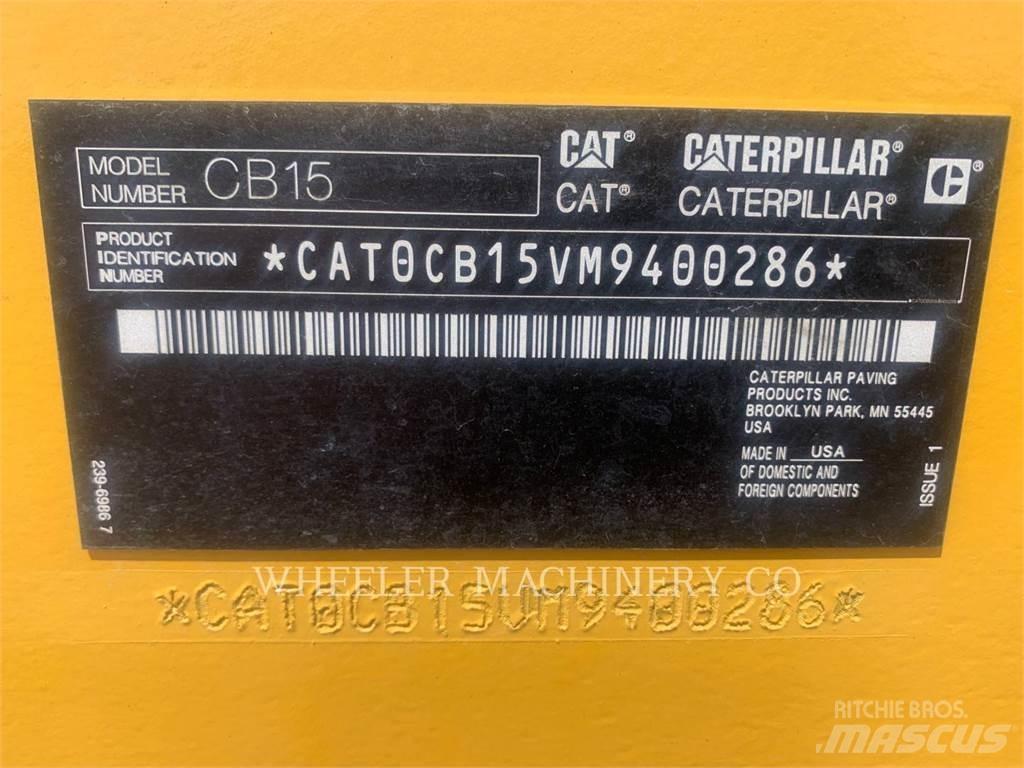 CAT CB15 Tandem Valser