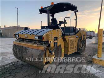 CAT CB15 CW Tandem Valser