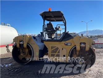 CAT CB15 CW Tandem Valser