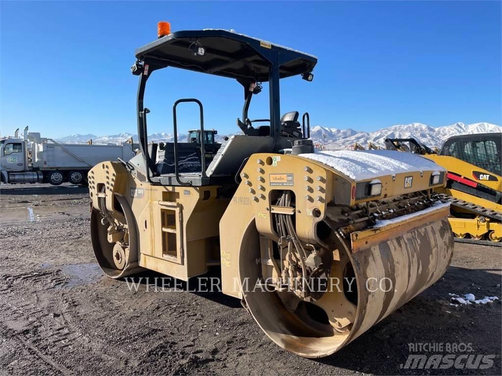 CAT CB15 CW Tandem Valser
