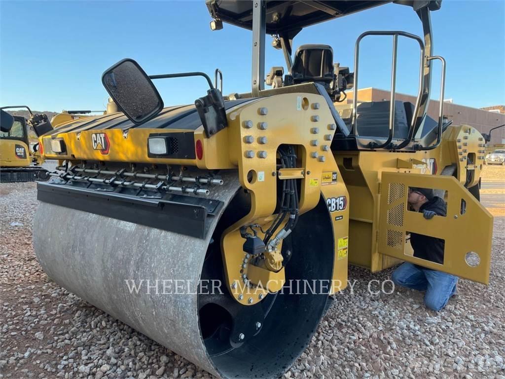 CAT CB15 CW VV Tandem Valser