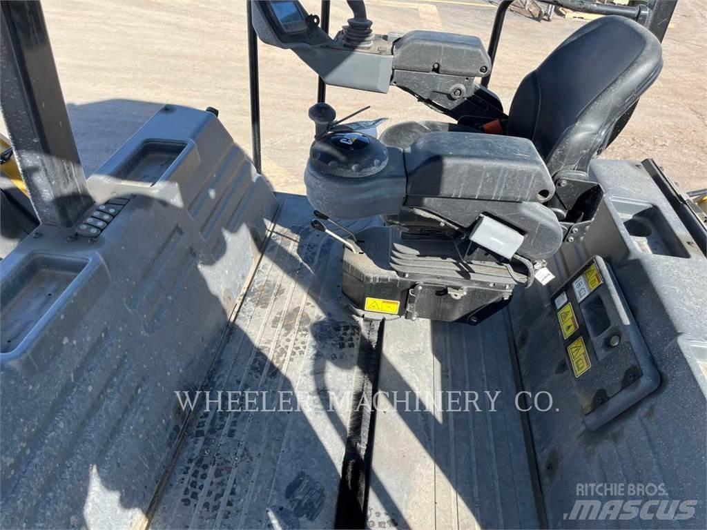 CAT CB15 CW VV Tandem Valser