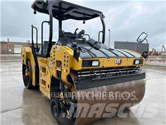 CAT CB15 CW VV Tandem Valser