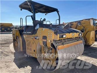 CAT CB15 VV Tandem Valser