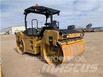 CAT CB15 VV Tandem Valser