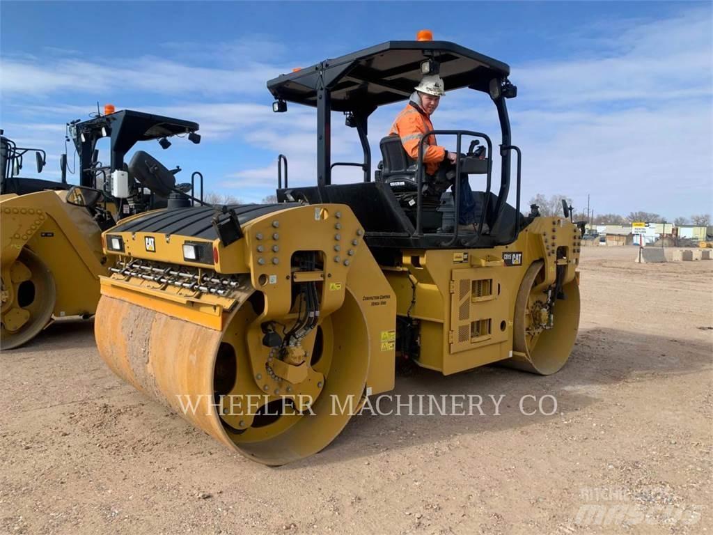 CAT CB15 VV Tandem Valser