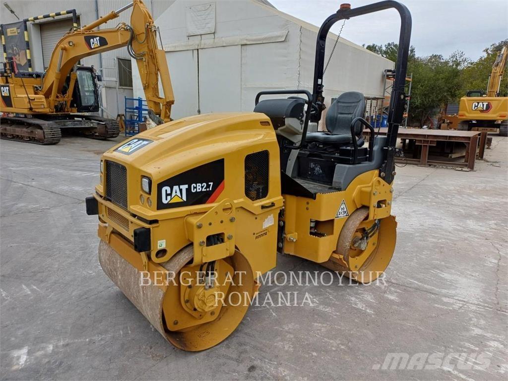 CAT CB2.7LRC Tandem Valser