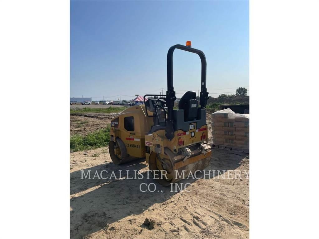 CAT CB24B Tandem Valser