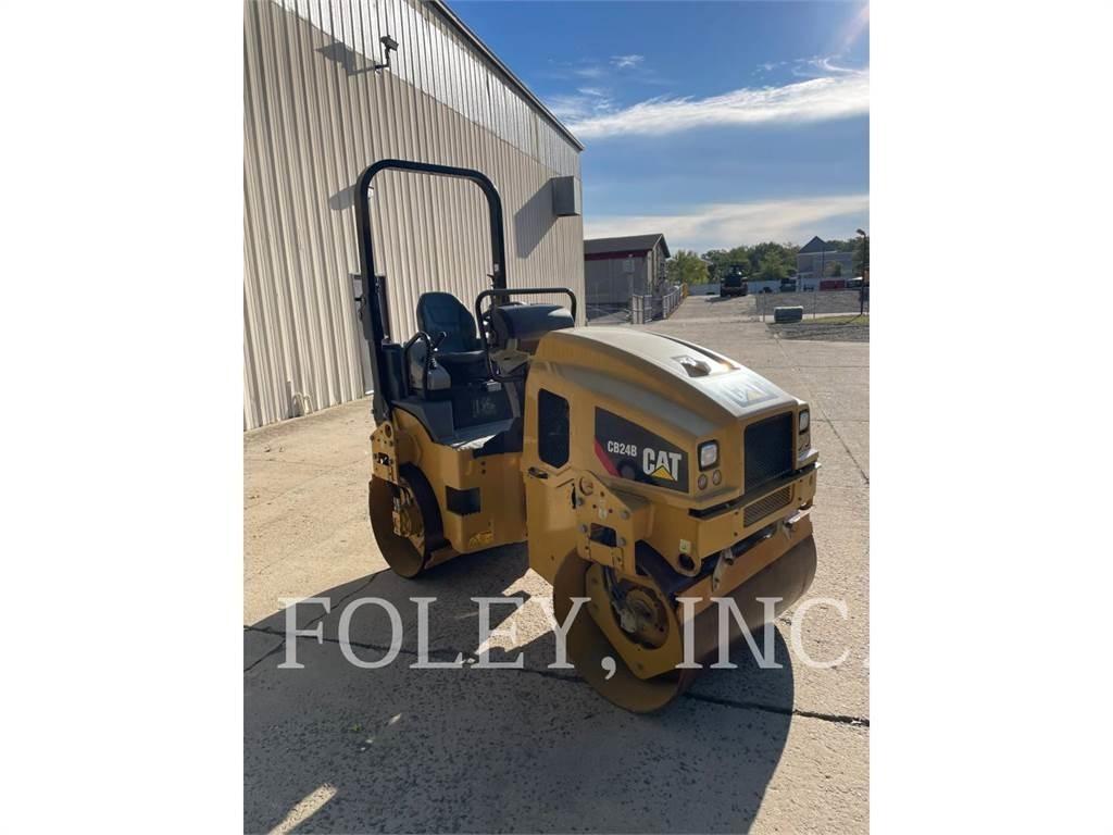 CAT CB24B Tandem Valser
