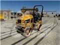 CAT CB24B Tandem Valser