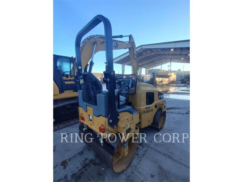 CAT CB24B Tandem Valser