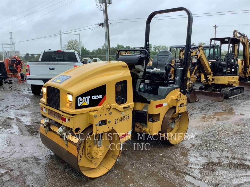 CAT CB24B Tandem Valser