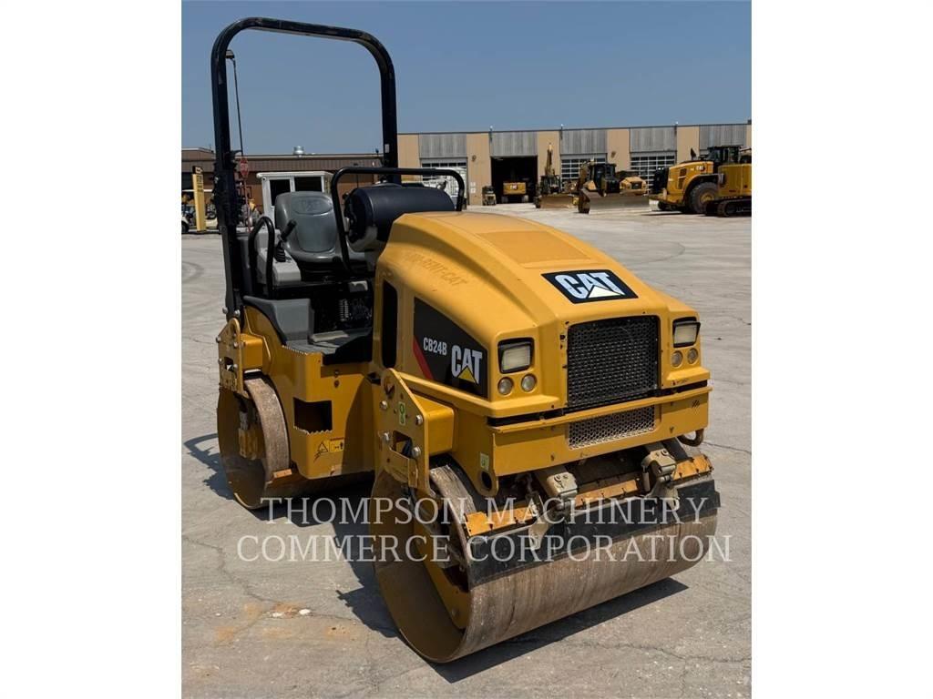 CAT CB24B Tandem Valser