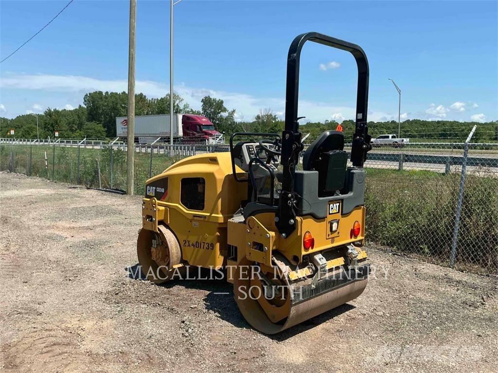 CAT CB24B Tandem Valser