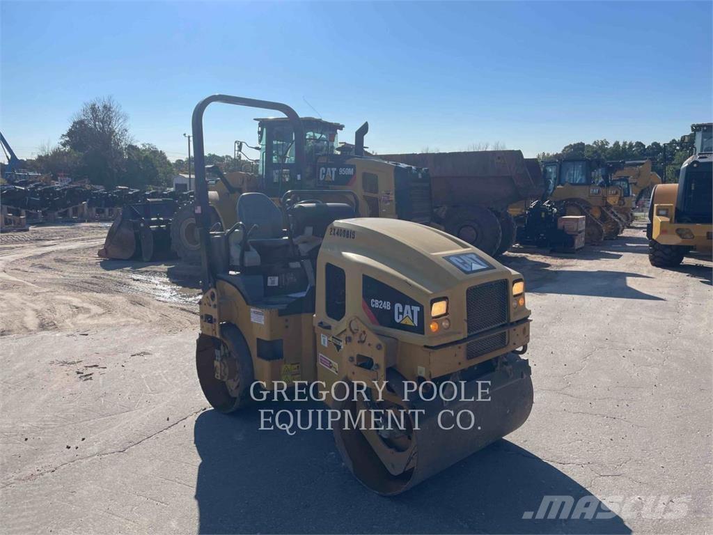 CAT CB24B Tandem Valser