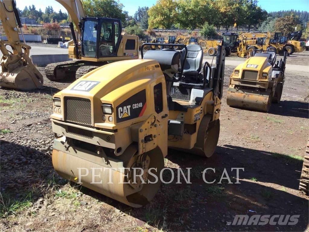 CAT CB24B Tandem Valser