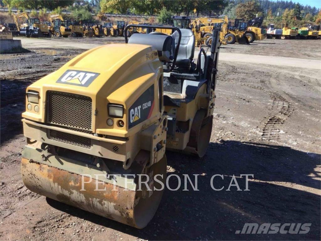 CAT CB24B Tandem Valser