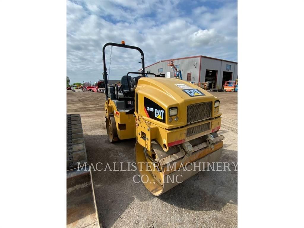 CAT CB34B Tandem Valser