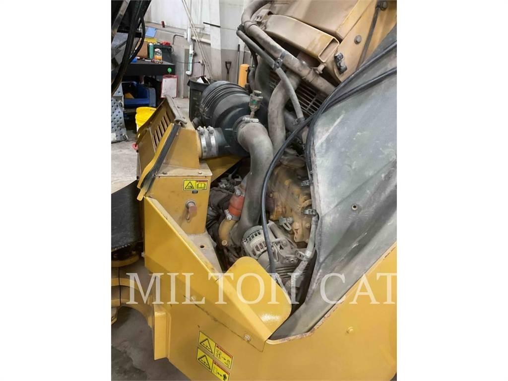 CAT CB54 XW Hjullaster til komprimering