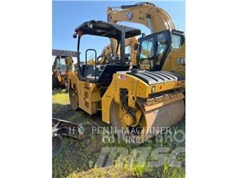 CAT CB54B Tandem Valser