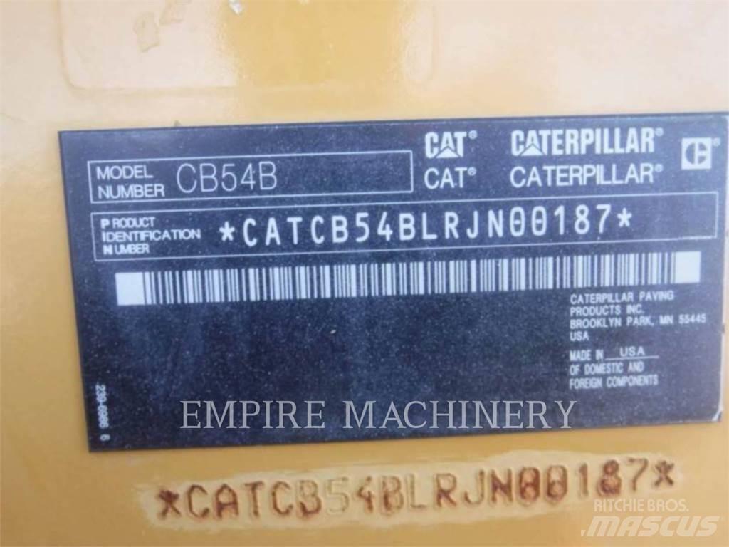CAT CB54B Tandem Valser