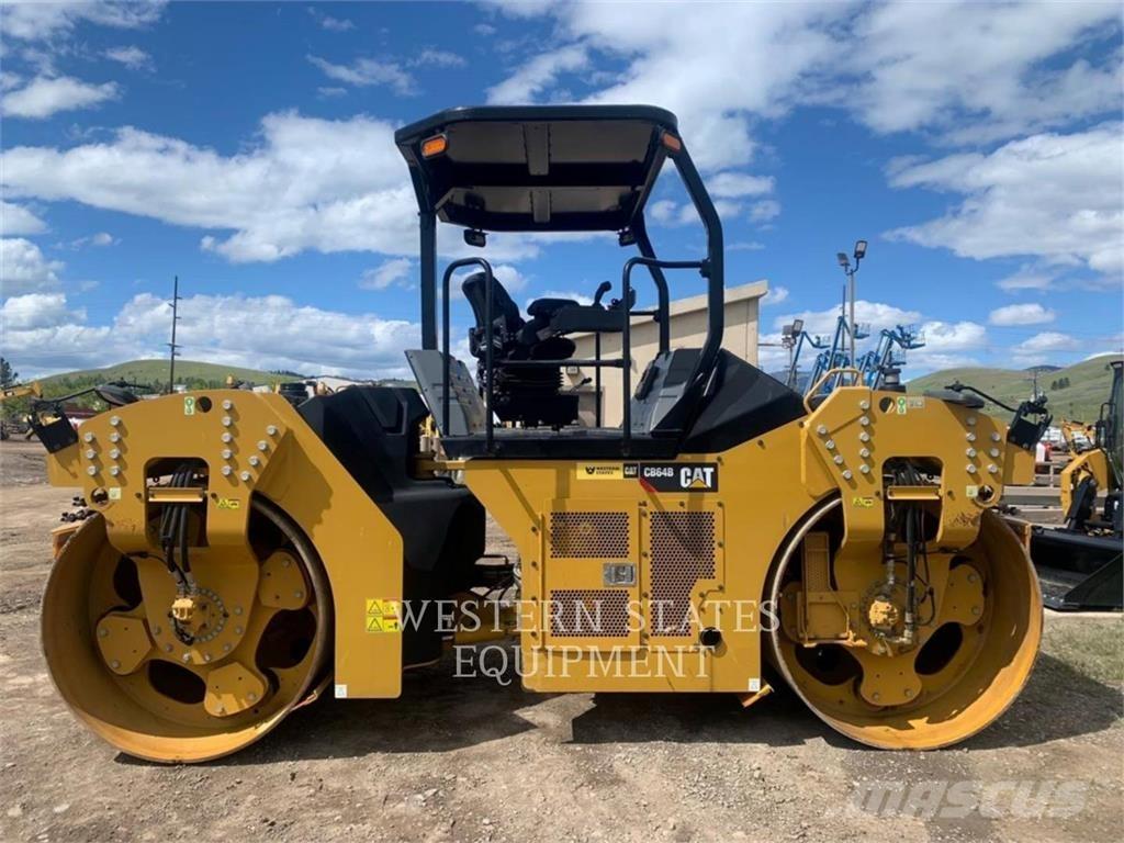 CAT CB64 Tandem Valser
