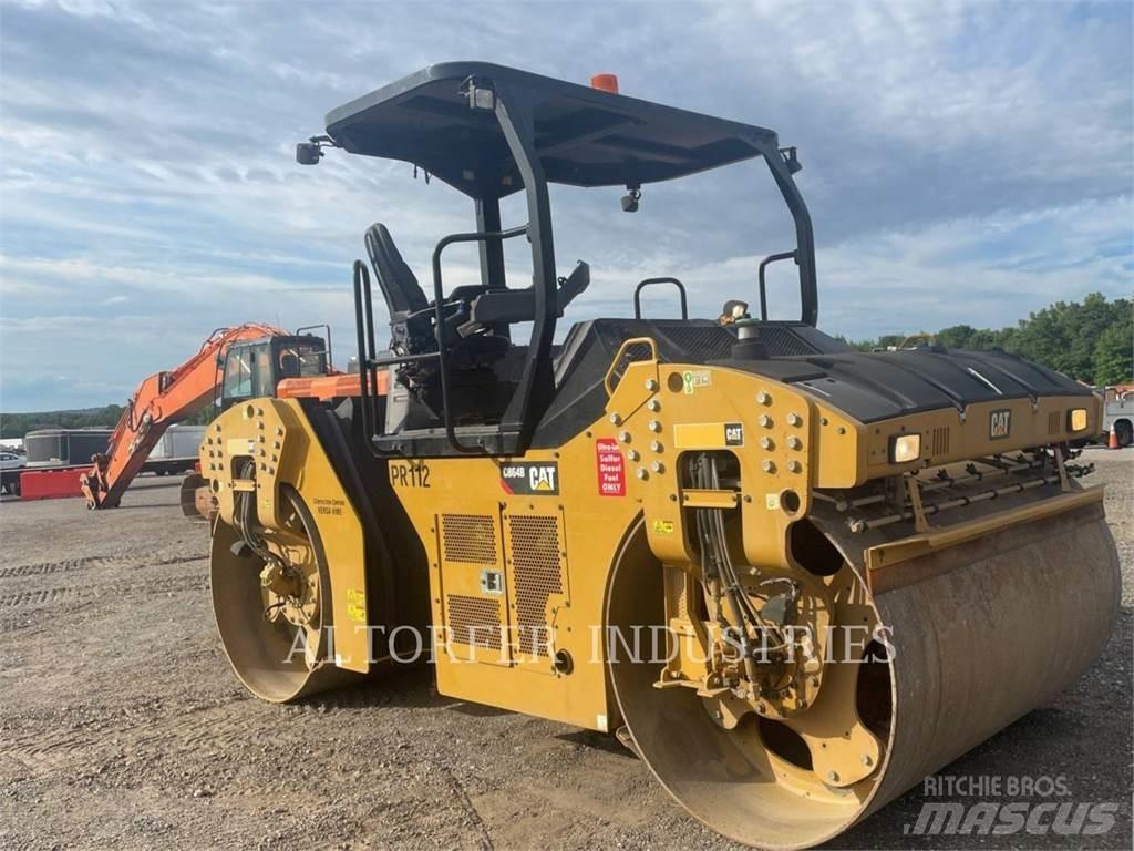 CAT CB64B Tandem Valser