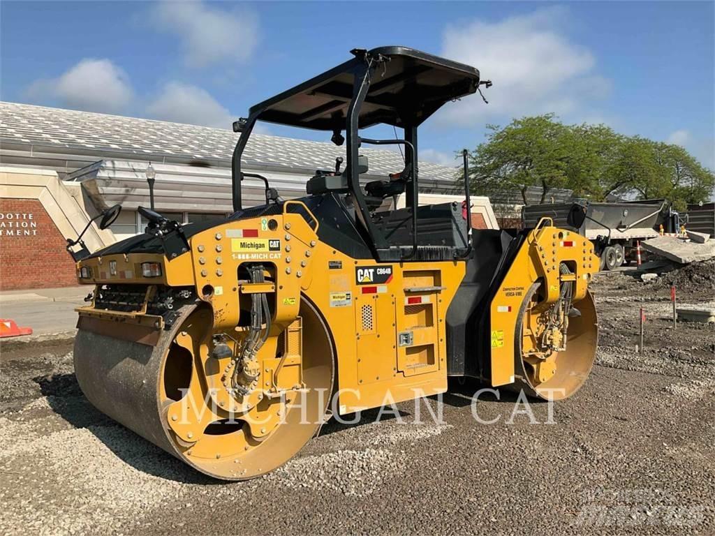 CAT CB64B Z Tandem Valser