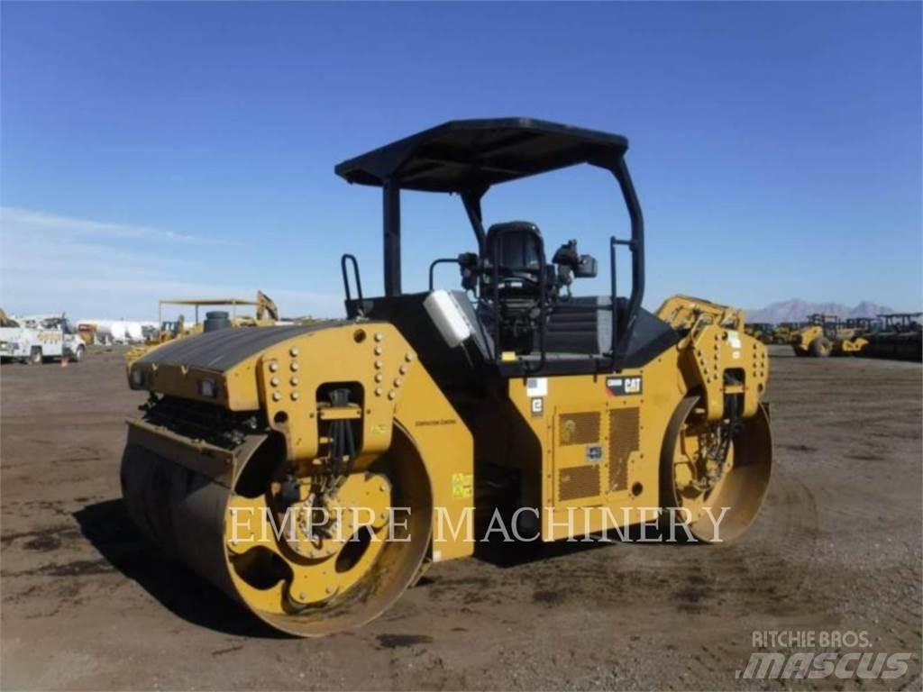 CAT CB66B Tandem Valser
