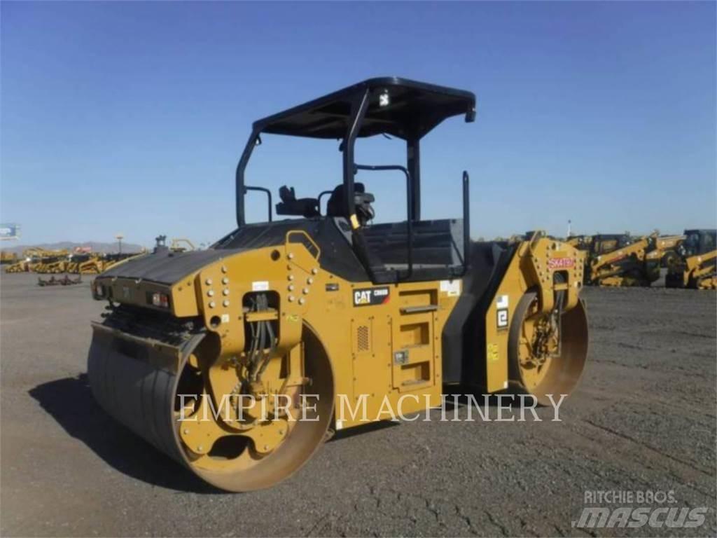 CAT CB66B Tandem Valser