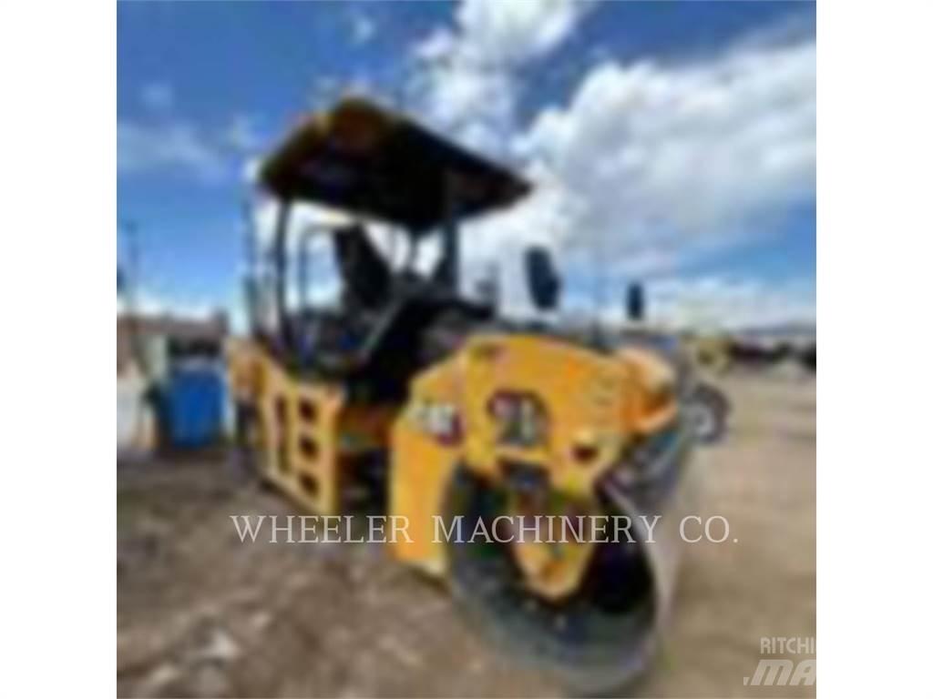 CAT CB7 Tandem Valser