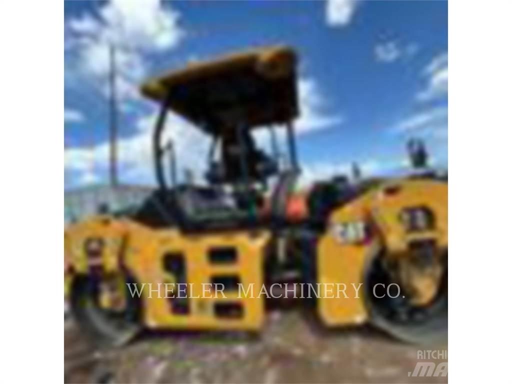 CAT CB7 Tandem Valser