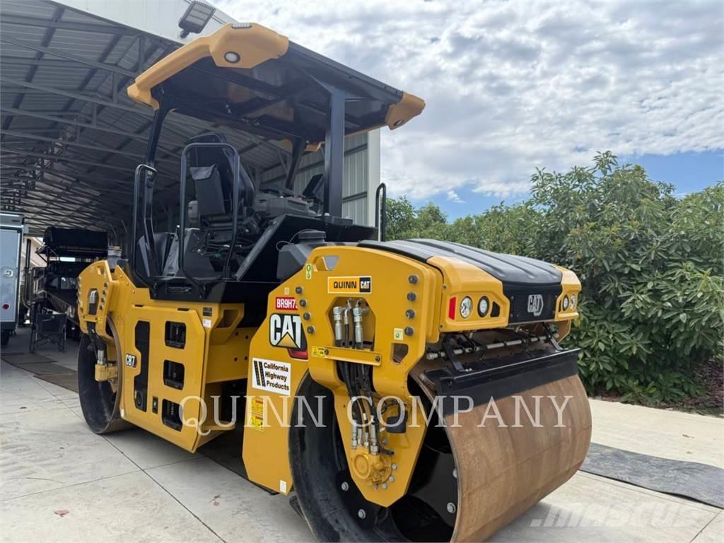 CAT CB7 Tandem Valser