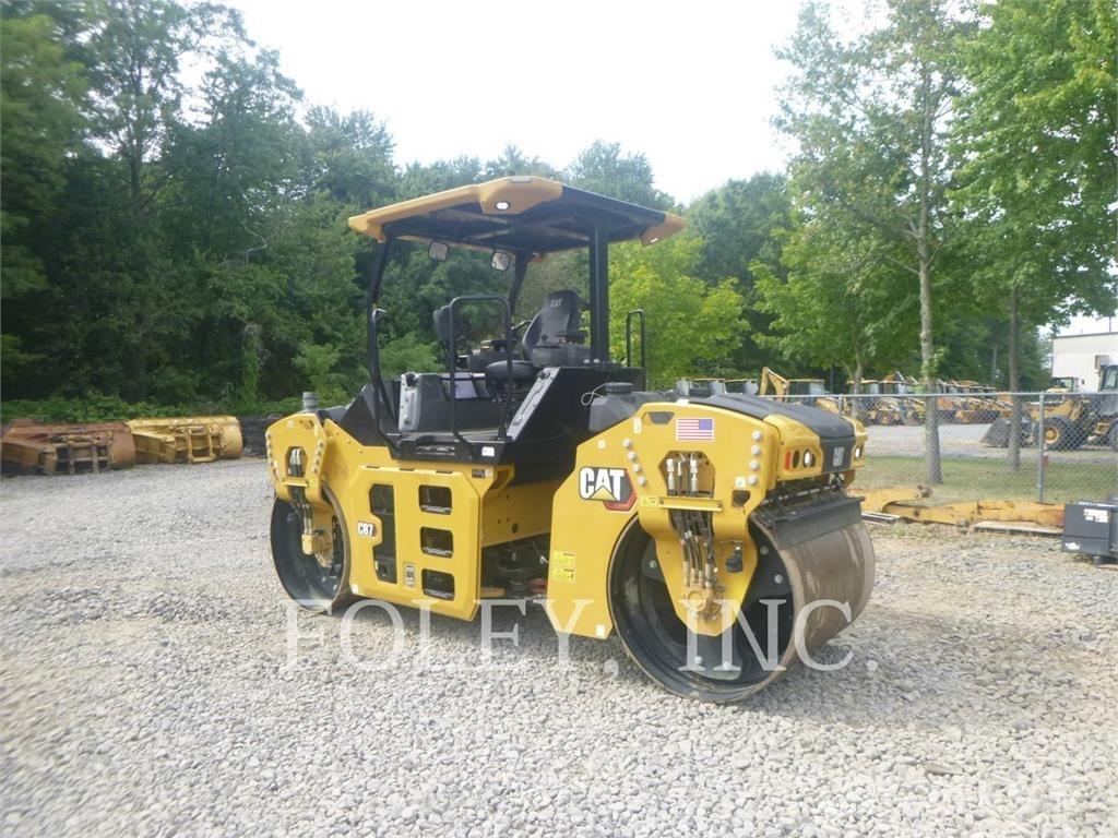 CAT CB7-02 Tandem Valser