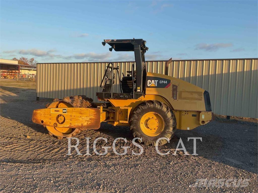 CAT CP44 Hjullaster til komprimering