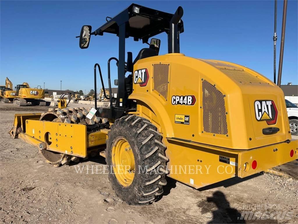 CAT CP44B Valsetog