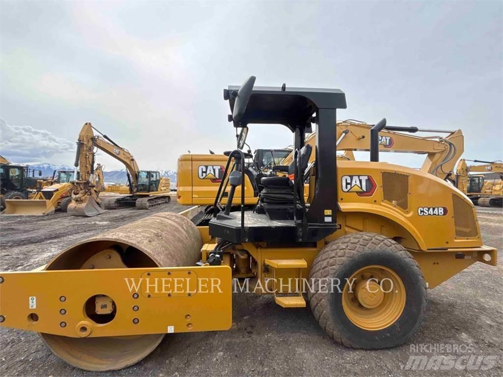 CAT CS44B Valsetog
