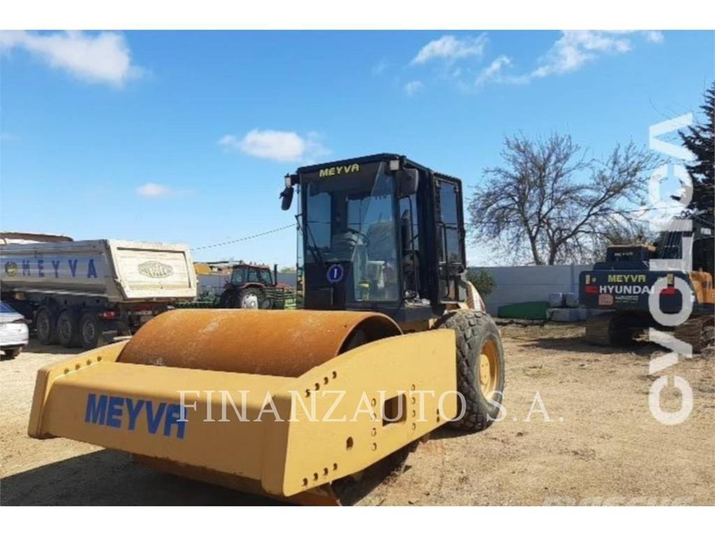 CAT CS76XTFV Valsetog