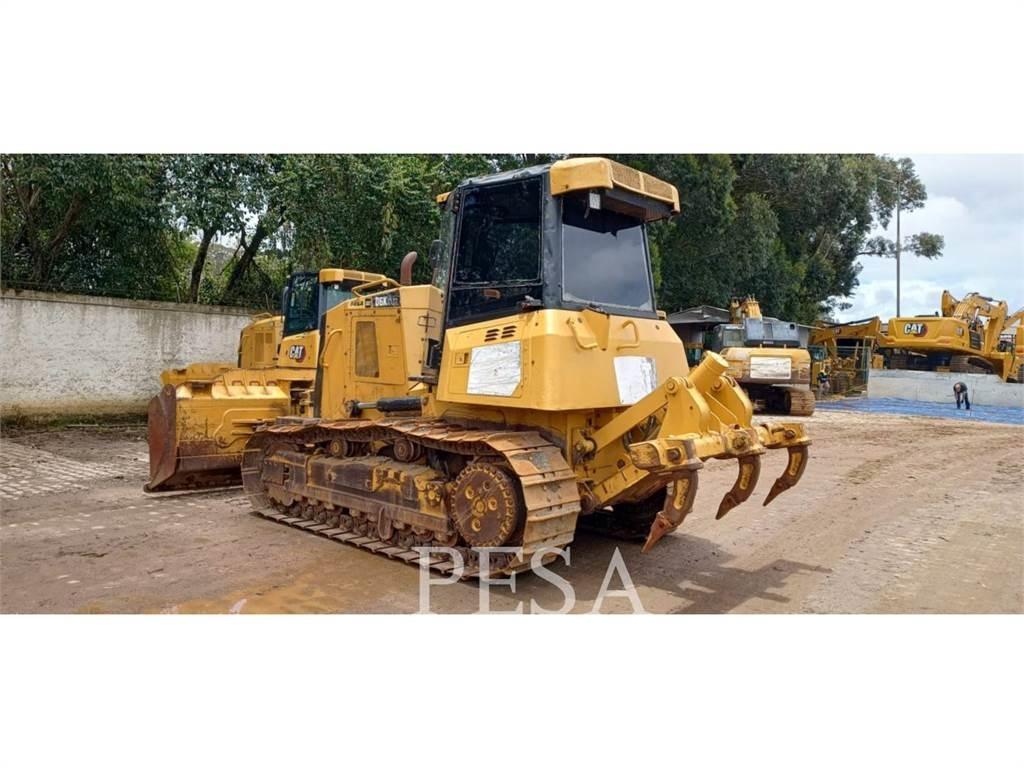 CAT D 6 K2 Dozere Beltegående