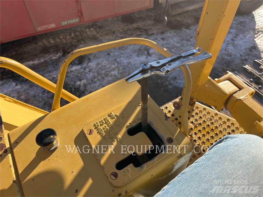 CAT D1 Dozere Beltegående