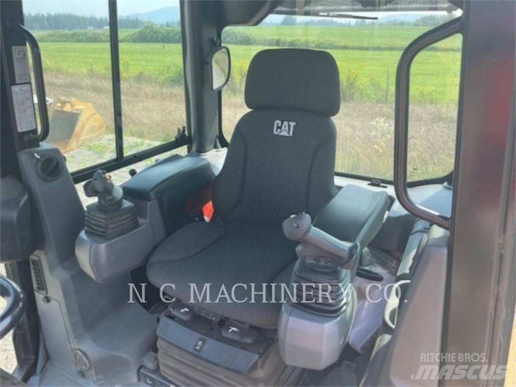 CAT D1 LGPCB Dozere Beltegående