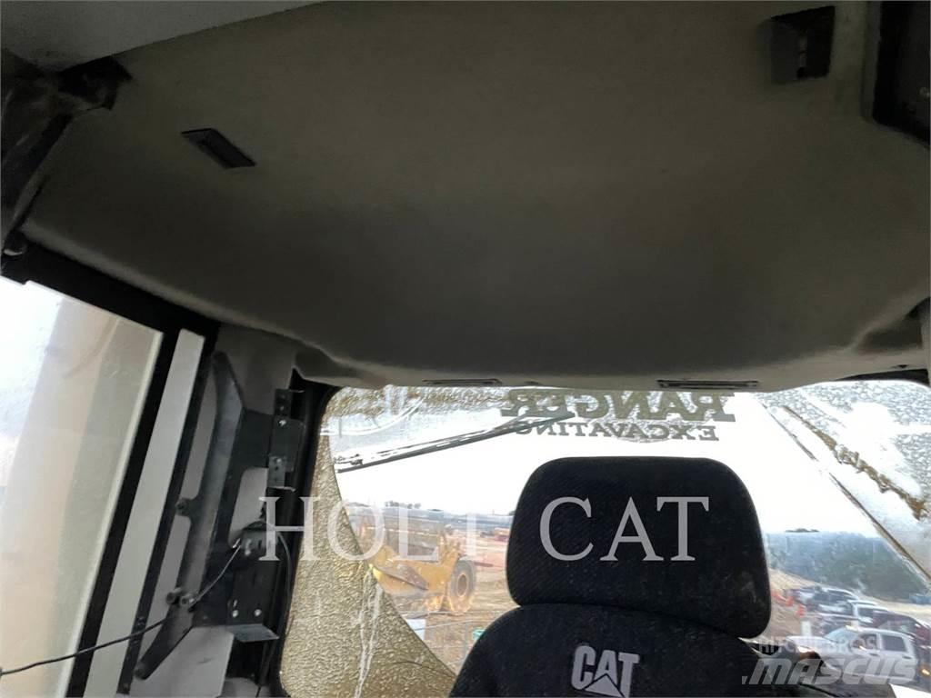 CAT D10T2 Dozere Beltegående