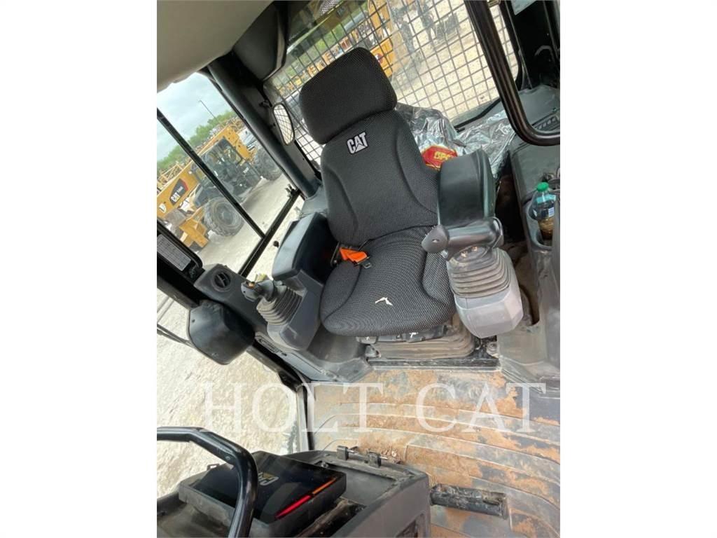 CAT D3 CAB Dozere Beltegående