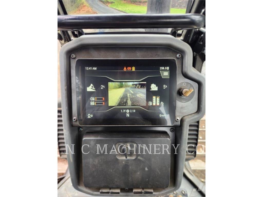 CAT D3 LGPCB Dozere Beltegående