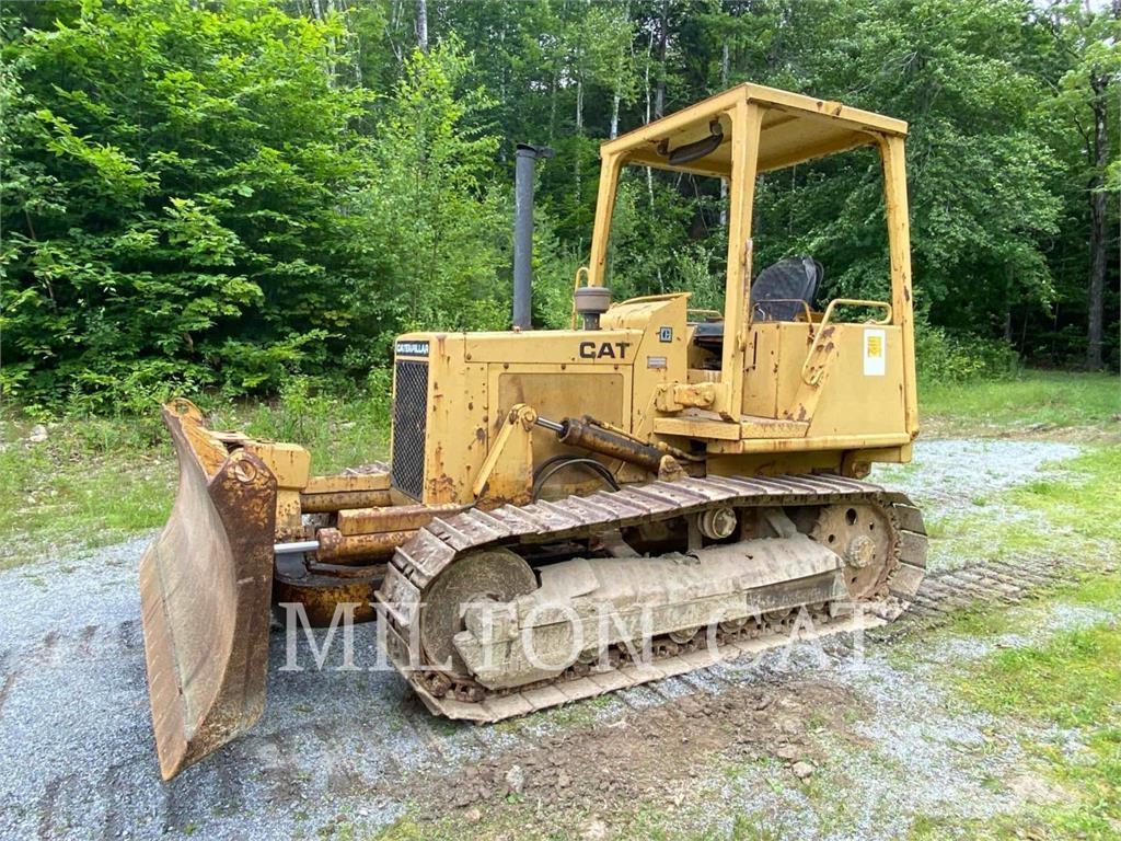 CAT D3B Dozere Beltegående
