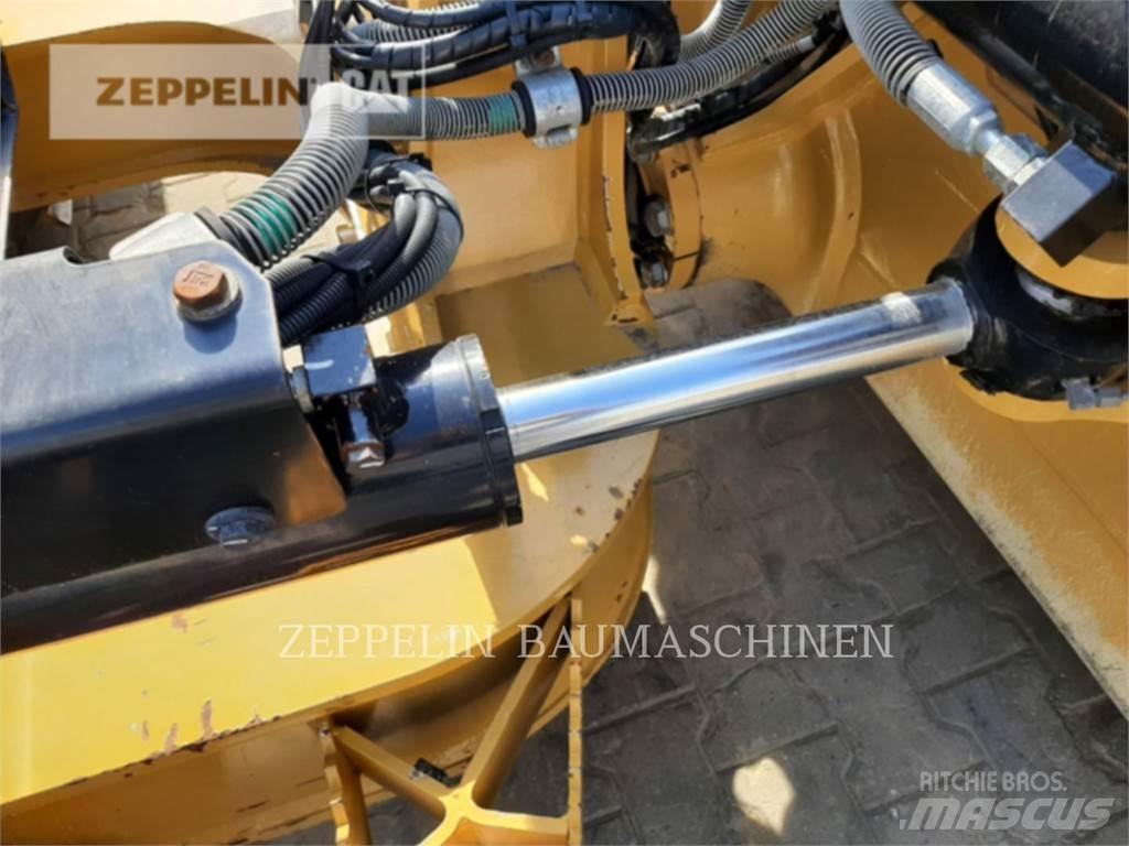 CAT D4-16A Dozere Beltegående