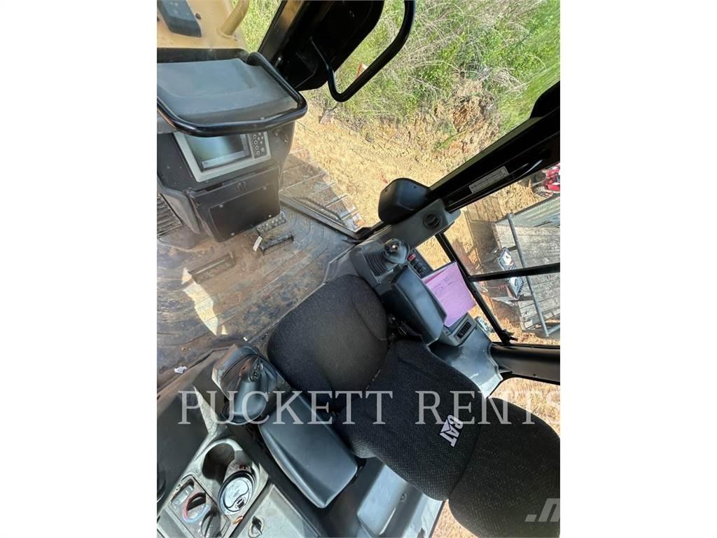 CAT D4K2LGP Dozere Beltegående