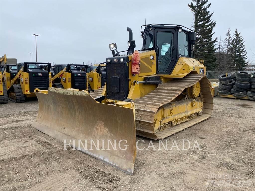 CAT D5-17 Dozere Beltegående