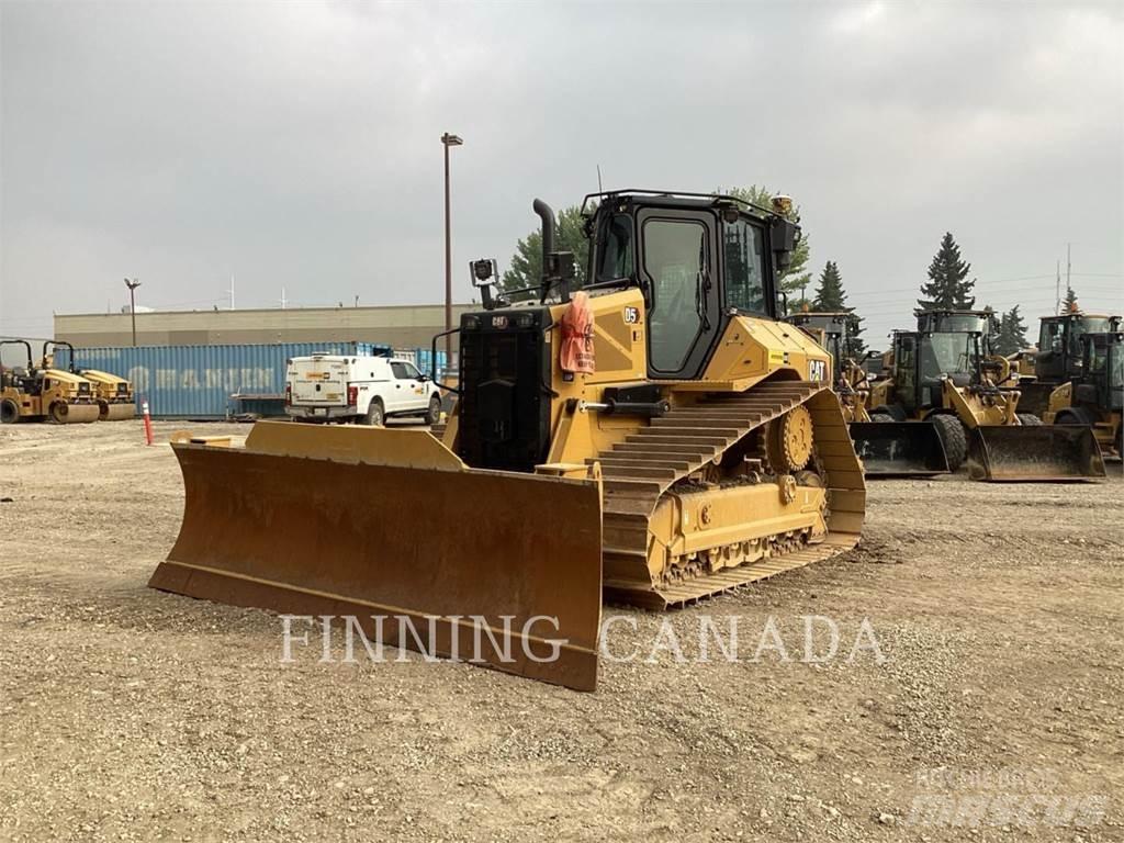 CAT D5-17 Dozere Beltegående